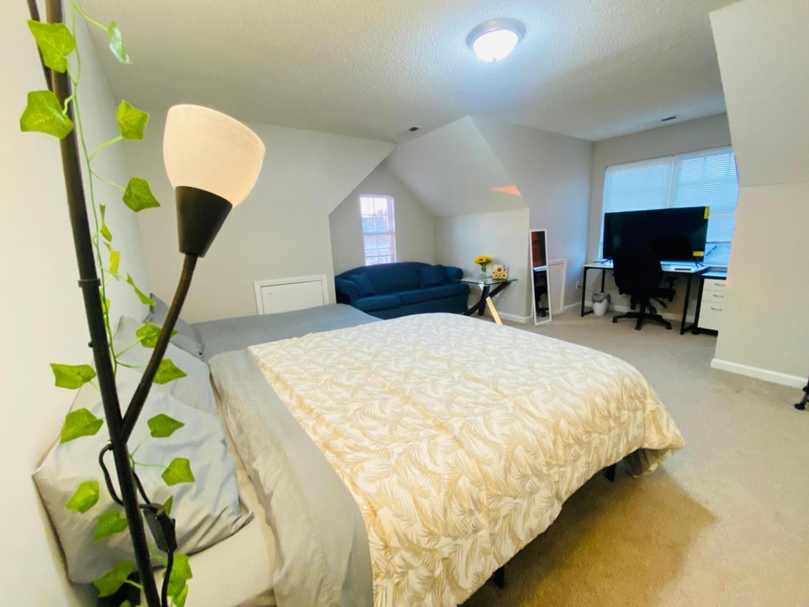 Private Room & Bathroom Close To Downtown ראלי מראה חיצוני תמונה