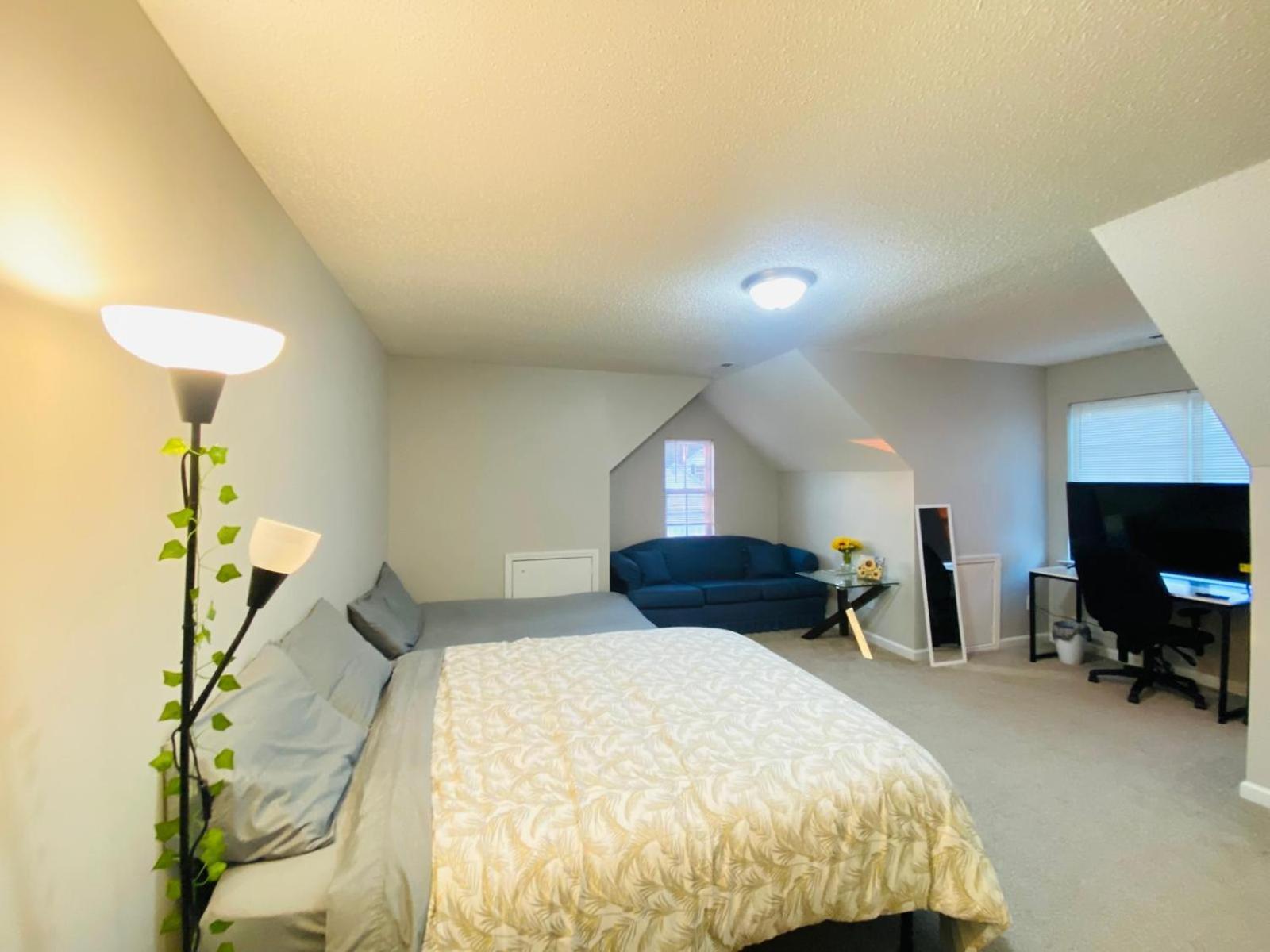 Private Room & Bathroom Close To Downtown ראלי מראה חיצוני תמונה