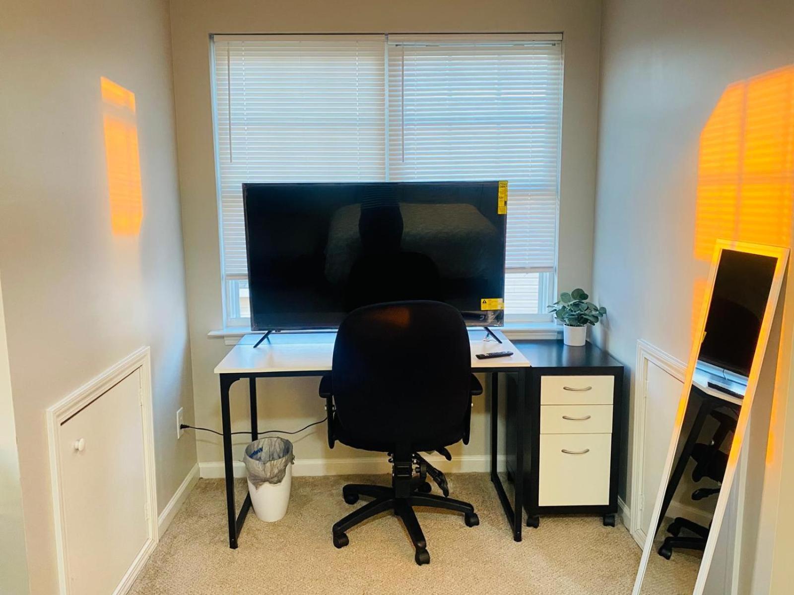 Private Room & Bathroom Close To Downtown ראלי מראה חיצוני תמונה