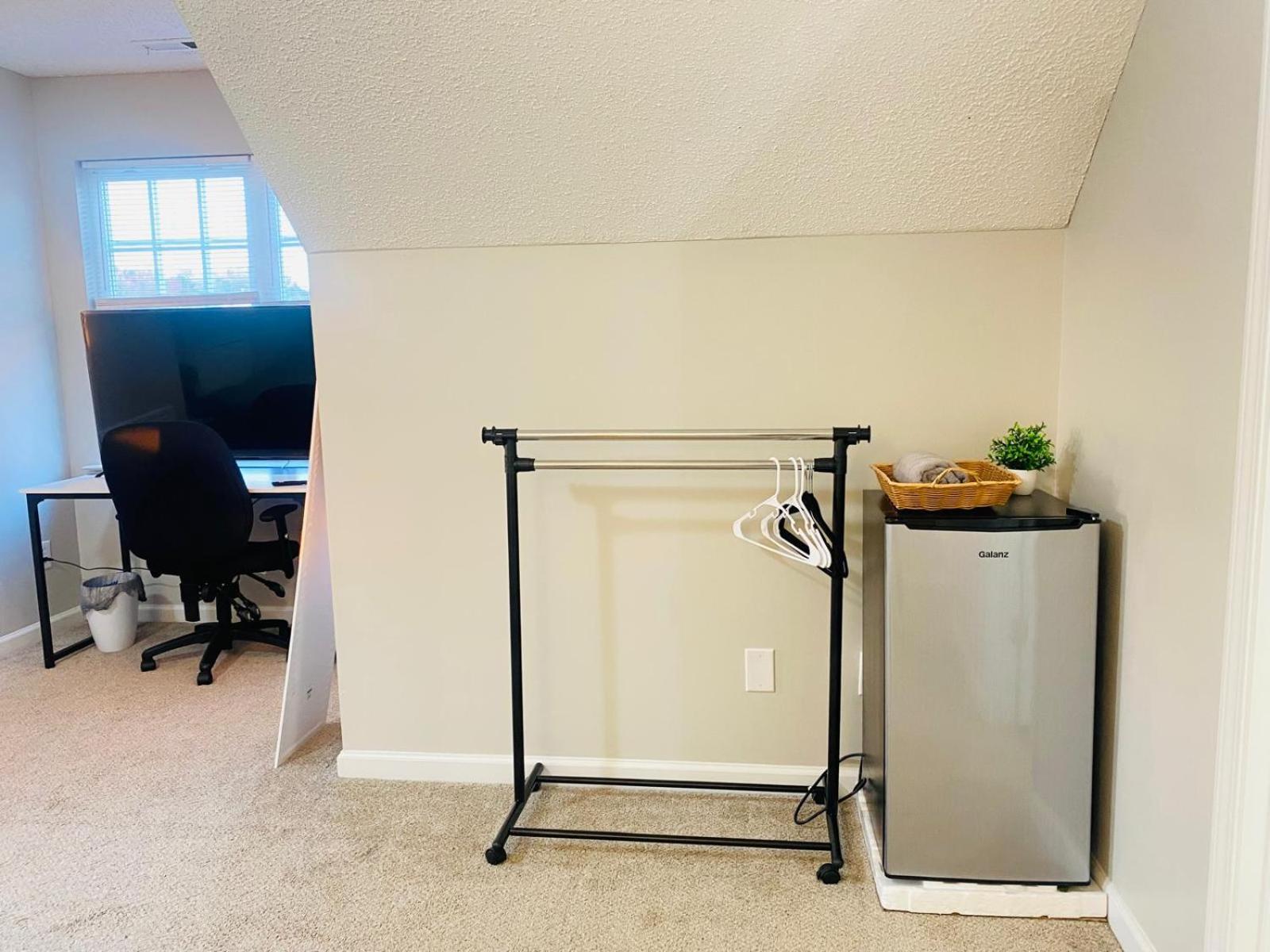 Private Room & Bathroom Close To Downtown ראלי מראה חיצוני תמונה